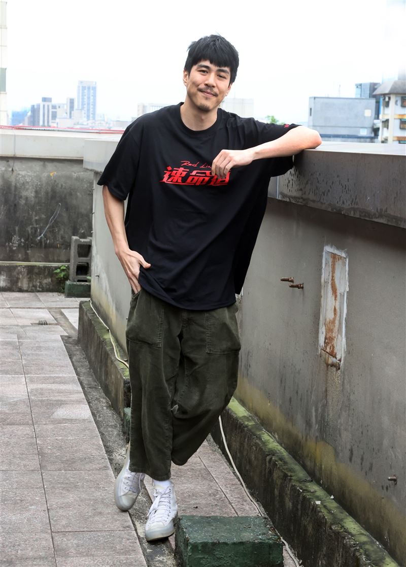 「速命道」導演柯有謙頑童「瘦子」（E.SO）、「小春」（Kenzy）三立新聞網專訪。（記者邱榮吉/攝影）