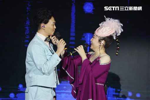 張秀卿、林俊逸「歌之饗宴7 卿親歌聲演唱會」。（記者邱榮吉/攝影）