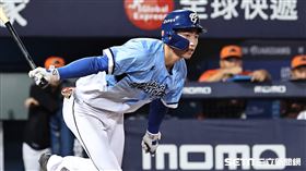 ▲富邦悍將游擊手劉俊豪。（圖／記者劉彥池攝影）