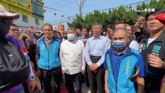 侯與派系保持距離　柯同框顏清標展好交情