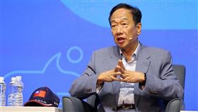 郭台銘表示，「民進黨，能不能有一天正視百姓的痛苦，不要只想著怎麼打贏選戰」。（圖／翻攝自郭台銘臉書）