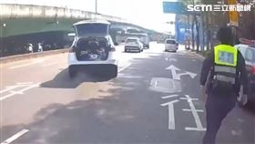 北市詹男拒檢逃離現場，警方循線將他逮獲，並在車內搜出毒品。（圖／翻攝畫面）