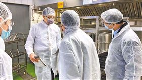 力行國小團膳業者把餿水湯提供給學童的誇張食安事件。（圖／台北市教育局提供）