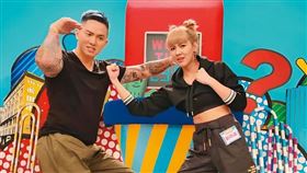 ▲劉雨柔（右）常和前夫黃育仁（左）上節目，但因個性歧異離婚。（翻攝自劉雨柔IG）