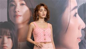 Dora接受《三立新聞網》專訪。（圖／TVBS提供）