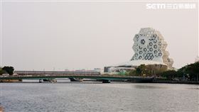 愛河能量爆棚！「港灣一號院」享三大利多