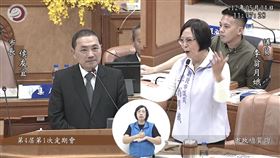 李翁月娥質詢侯友宜。(圖/翻攝自新北市議會網站)