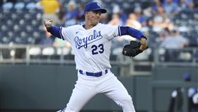 ▲葛蘭基（Zack Greinke）5局只用44球無失分，相隔265天奪勝投。（圖／美聯社／達志影像）