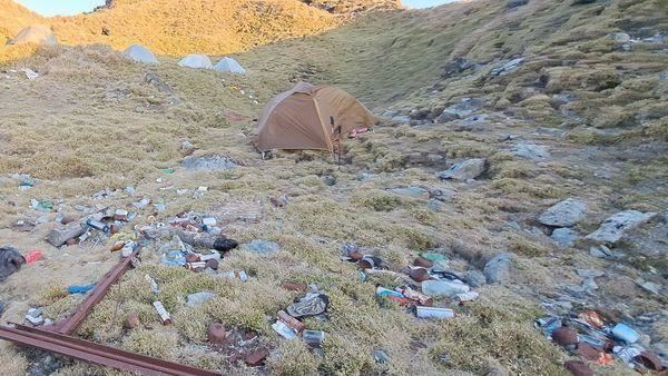 高山觀光客留滿地垃圾　他一圖曝山林慘況