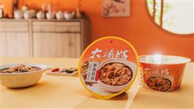 藥燉排骨3分鐘上桌！濃郁中藥湯底搭上Q彈豬軟骨　讓人一吃就停不下來（業配勿用）