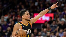 太陽一哥布克猛轟47分。（圖／翻攝自太陽推特）