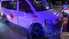 台北市，士林，民間救護車，車禍