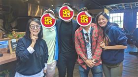 陶子（左起）巧遇鳳小岳、錦榮、George、Janet。（圖／翻攝自陶晶瑩臉書）