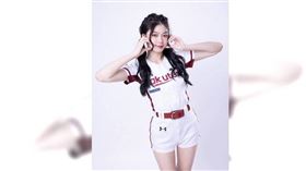 ▲之前礙於年紀無法參加女團選秀，儷軒今年成為樂天女孩一員。（圖／取自儷軒IG）