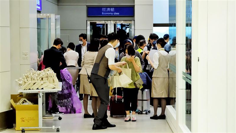 星宇讓旅客睡機場　她：中國國內線才這樣