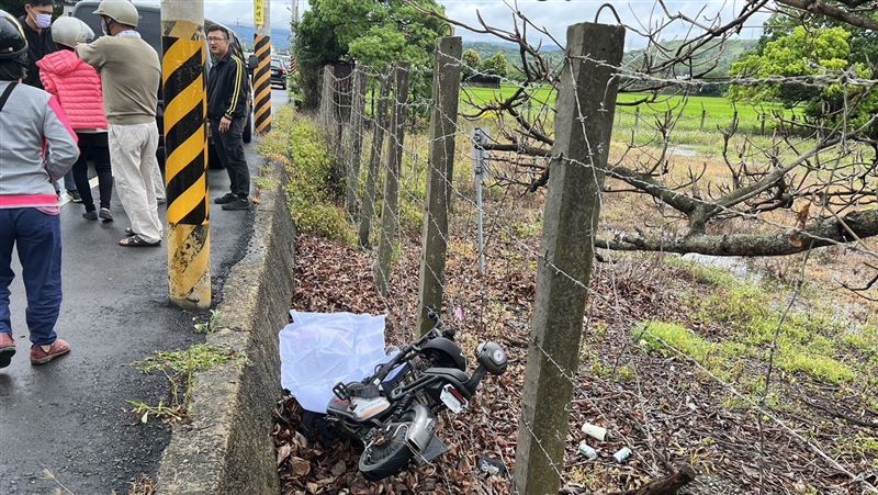 天雨路滑釀禍　男騎車過彎打滑頭重創慘亡