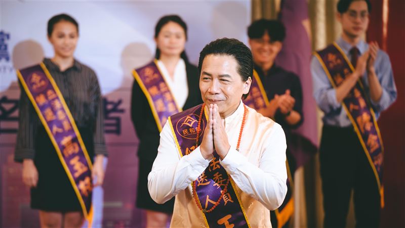 他最佳利益加入民和黨　撞名《人選之人》
