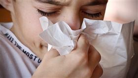 生病、過敏、咳嗽、感冒、打噴嚏示意圖（圖／pixabay）https://pixabay.com/images/id-3861935/