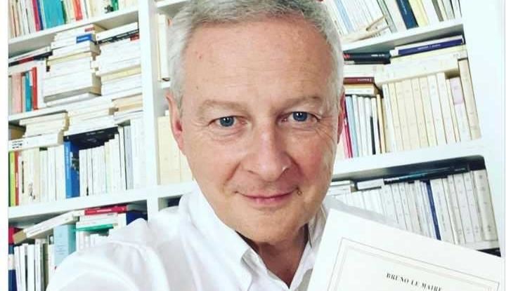 馬克宏政府頻挨轟!法財長出版情色小說、女國務秘書長登上《花花公子》 國際 三立新聞網