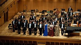 NSO東京演出贏得滿堂彩  安倍昭惠稱讚表演精湛台灣的國家交響樂團（NSO）8日在東京表演，駐日代表謝長廷、日本已故前首相安倍晉三夫人安倍昭惠、日本國會議員、旅日僑胞前來捧場，表演贏得滿堂彩。（NSO提供）中央社記者楊明珠東京傳真 112年5月8日