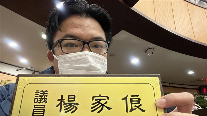 震撼彈！綠議員曾犯兒少性交條例退選立委