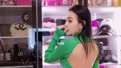 王思佳滿櫃香奈兒全假？內行：連A貨不算