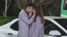 張書偉 謝京穎（圖／民視提供）