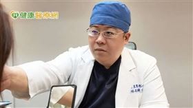 林敬鈞院長表示，許多女性初老階段會以微整形改善，確實也能有短時間效果，但隨著老化程度遽增，會發現維持效果不如以往，也因頻繁微整感到疲乏，這時候就需要尋求其他方式保持狀態。