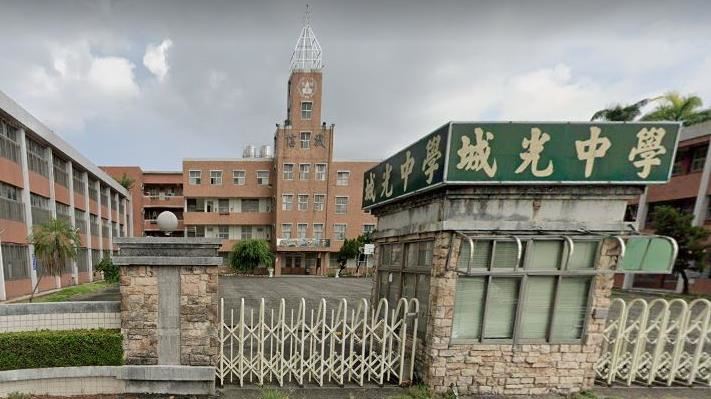 末代畢業生僅9人…昔明星國中變長照機構
