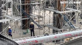 興富發，台中建案，勒令停工，照樣施工，都發局突襲稽查(圖／翻攝畫面)