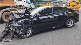 輔助駕駛,豐田車,緩撞車,國1,TOYOTA,CAMRY,油電車