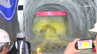 翡翠水庫原水管貫通　「坑夫」立大功