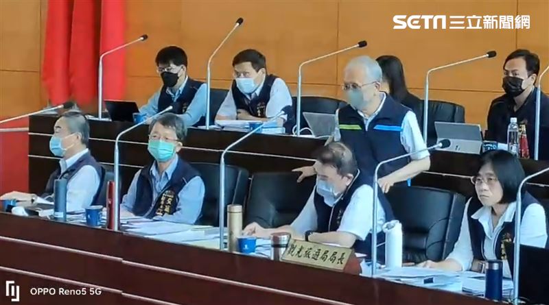 1死10傷還拍手？議員砲轟趕中捷董座離場