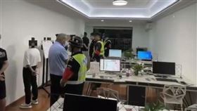 這間公司「怪怪的」！菜鳥到職第2天果斷報警　送全體同事入獄《中國警方在線》