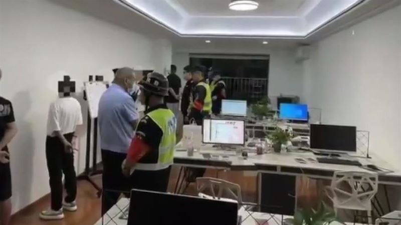 這間公司「怪怪的」！菜鳥機警報案抓同事