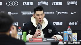 ▲高雄17直播鋼鐵人後衛林書豪出席賽後記者會。（圖／記者劉彥池攝影）