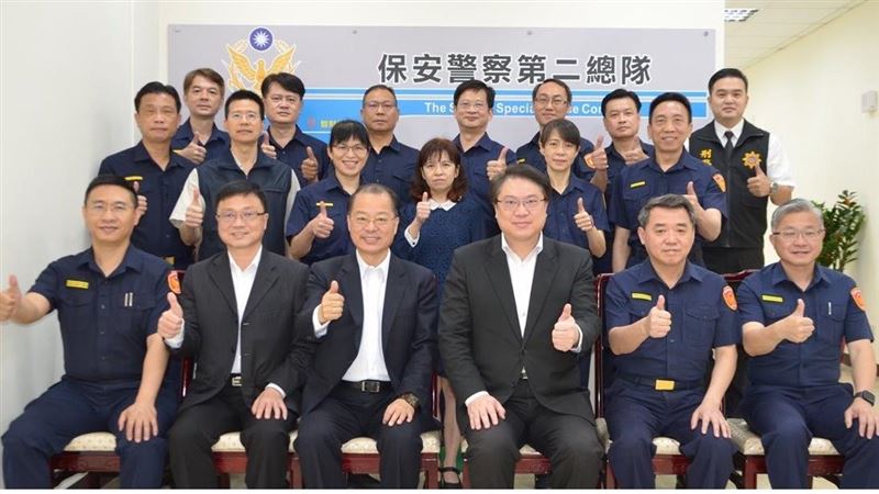 視察保二　林右昌：強化反滲透反突擊能力