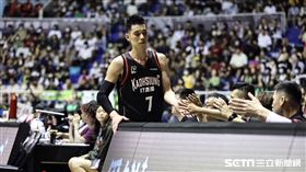 ▲高雄17直播鋼鐵人主場最終戰對台新夢想家，林書豪退場休息。（圖／記者劉彥池攝影）