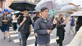 全台7縣市響應「行人安全大富翁」串聯快閃活動，圖為台南活動現場。（翻攝自議員周嘉韋臉書）