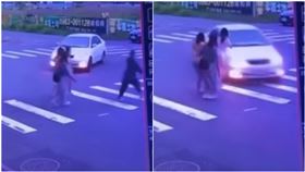 無視斑馬線上行人…左轉轎車「加速衝過」！4女急險噴飛畫面曝光（圖／翻攝自記者爆料網）