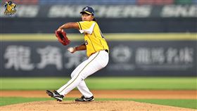中信兄弟投手余謙。 (圖／中信兄弟提供)
