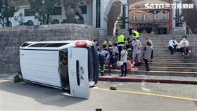 廂型車,告別式,基隆,靈泉禪寺,煞車失控,翻車（圖／翻攝畫面）