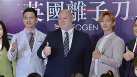 韓國男團都這樣做！炎亞綸親揭「歐爸0毛孔」肌密（業配勿用）