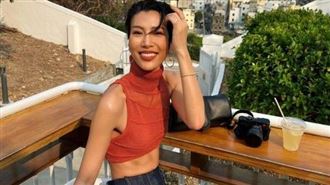 緊抓IU手被罵翻！莫莉道歉：真的做錯了