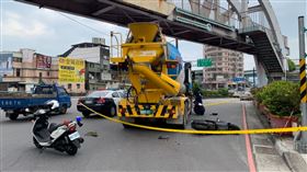 內輪差,視線死角,水泥預拌車,碾斷,肢體分離,土城,新北,機車