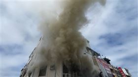 台東 素食,餐廳,火警,濃煙(記者王浩原 攝影)