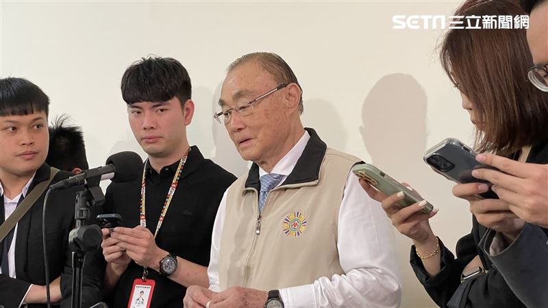 志願役留不住？馮世寬怒吼：別問這問題