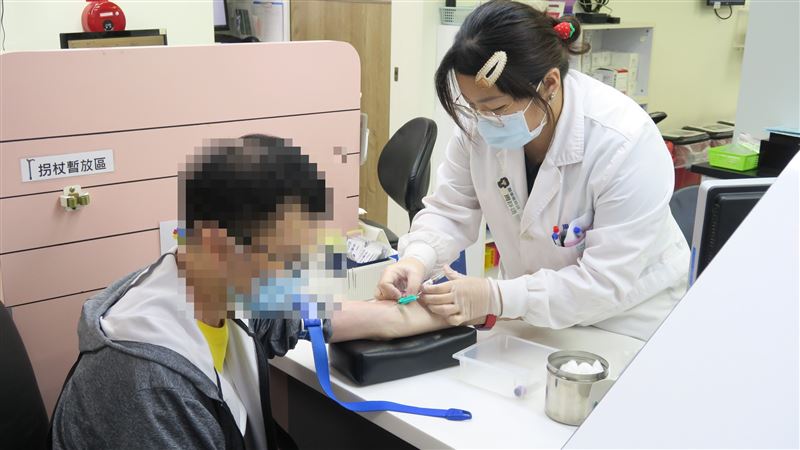 高中師用「美國仙丹」慘吐　醫：恐遭反噬