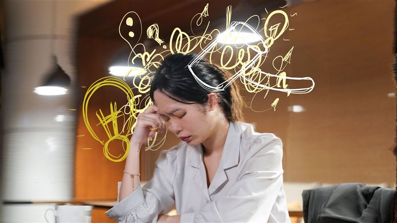 新冠肺炎後遺症好不了？31歲女只能停職