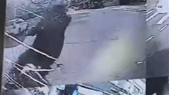 公車煞不住撞騎士 車內乘客噴飛共4人傷